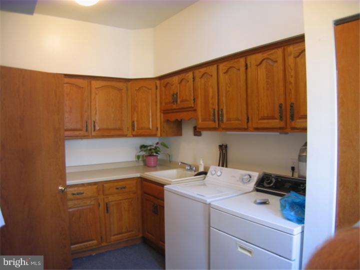 820 Beechwood Road Havertown, PA 19083 - Photo 16 of 25 Laundry Room