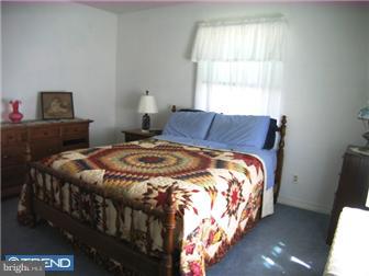 820 Beechwood Road Havertown, PA 19083 - Photo 9 of 25 Bedroom - Main