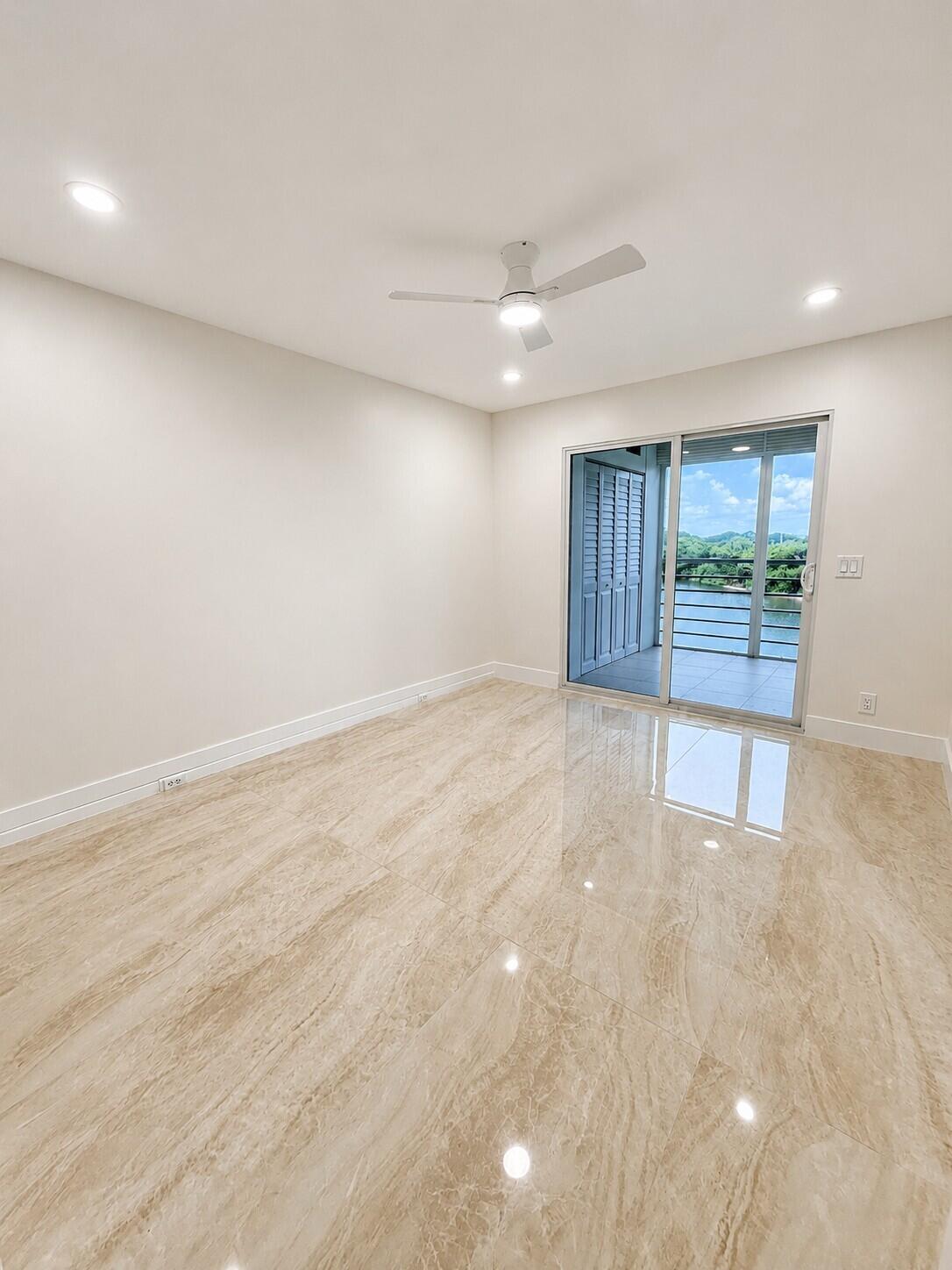 4047 Ainslie C, Unit 4047 Boca Raton, FL 33434 - Photo 13 of 16 4047 008c