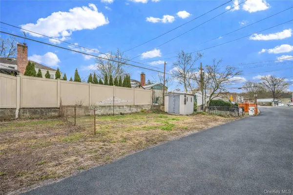 $818,000 | 56-49 206th Street | Bayside