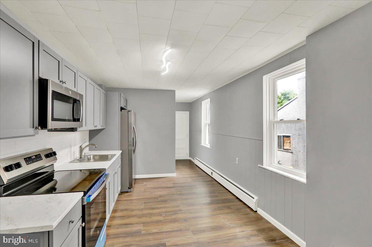 613 Minor Street Reading, PA 19602 - Photo 7 of 18 Gallery Image 7