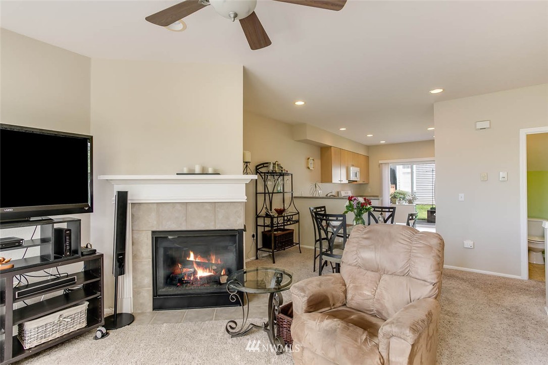 5002 Lake Avenue South, Unit B Renton, WA 98055 - Photo 5 of 25 Gallery Image 5