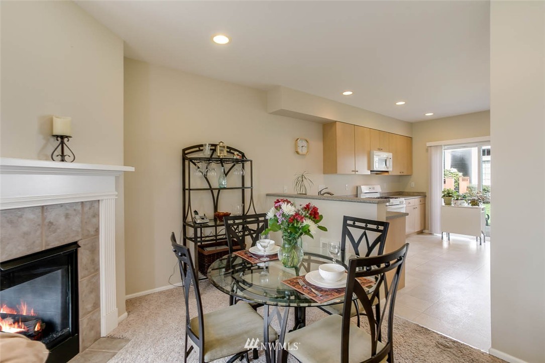 5002 Lake Avenue South, Unit B Renton, WA 98055 - Photo 6 of 25 Gallery Image 6