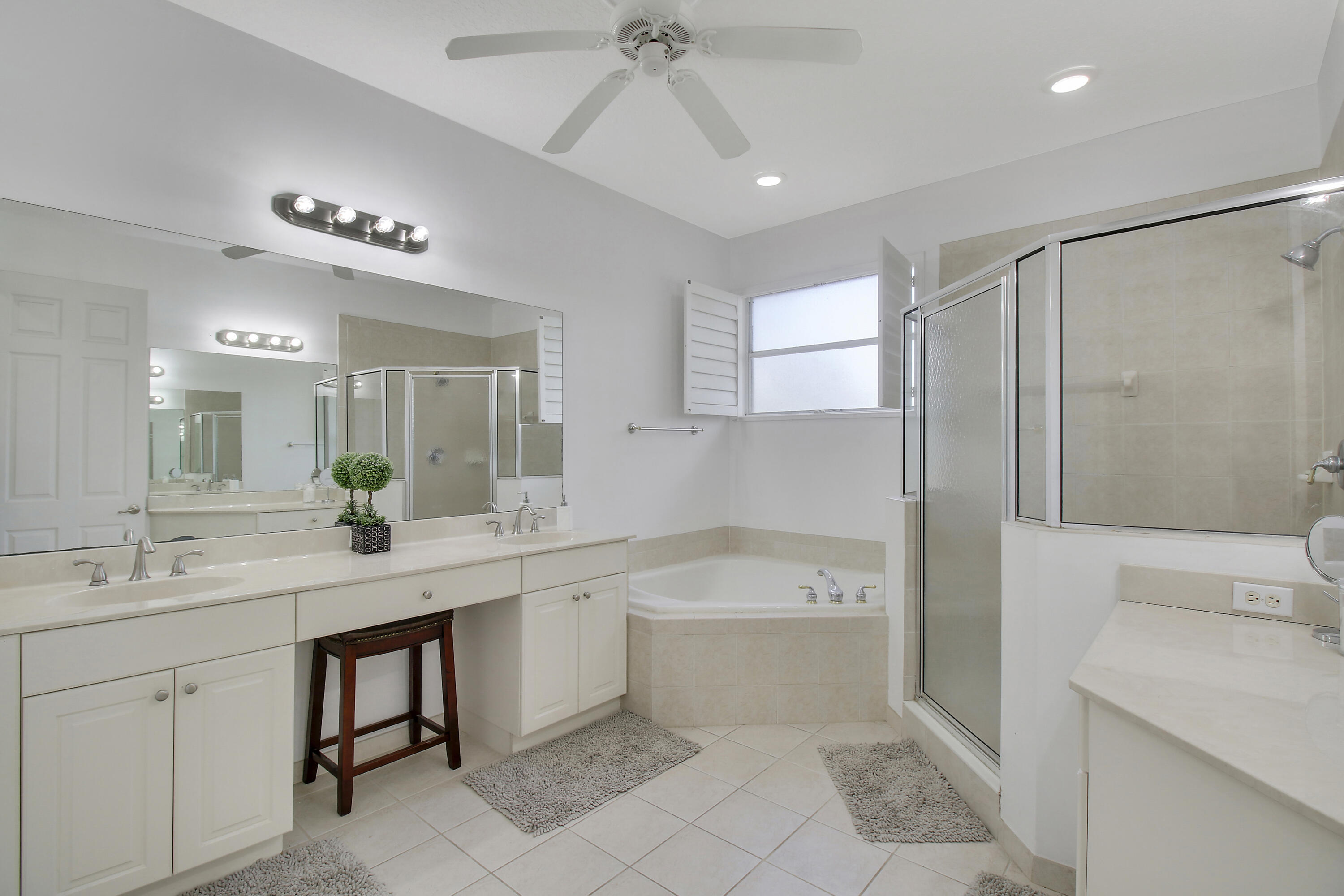 215 Southwest Walking Path Stuart, FL 34997 - Photo 24 of 46 House-25