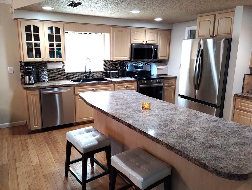 5364 Aaron Lane Spring Hill, FL 34608 - Photo 2 of 17