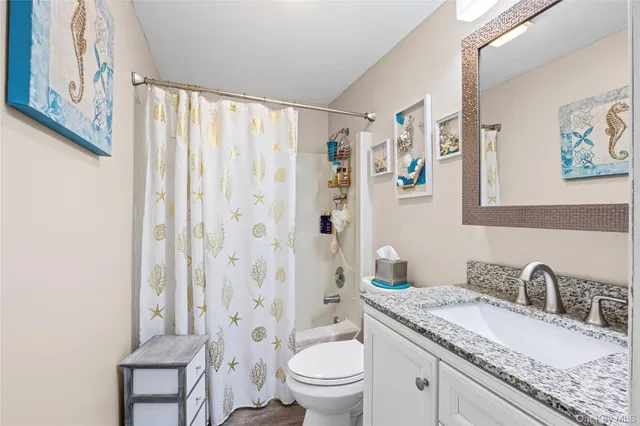 $699,000 | 4 Madach Street, Ronkonkoma, NY 11779