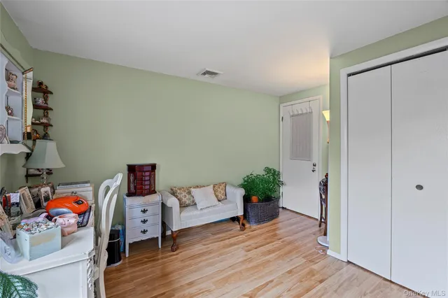 $699,000 | 4 Madach Street, Ronkonkoma, NY 11779