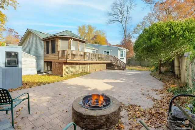 $699,000 | 4 Madach Street, Ronkonkoma, NY 11779