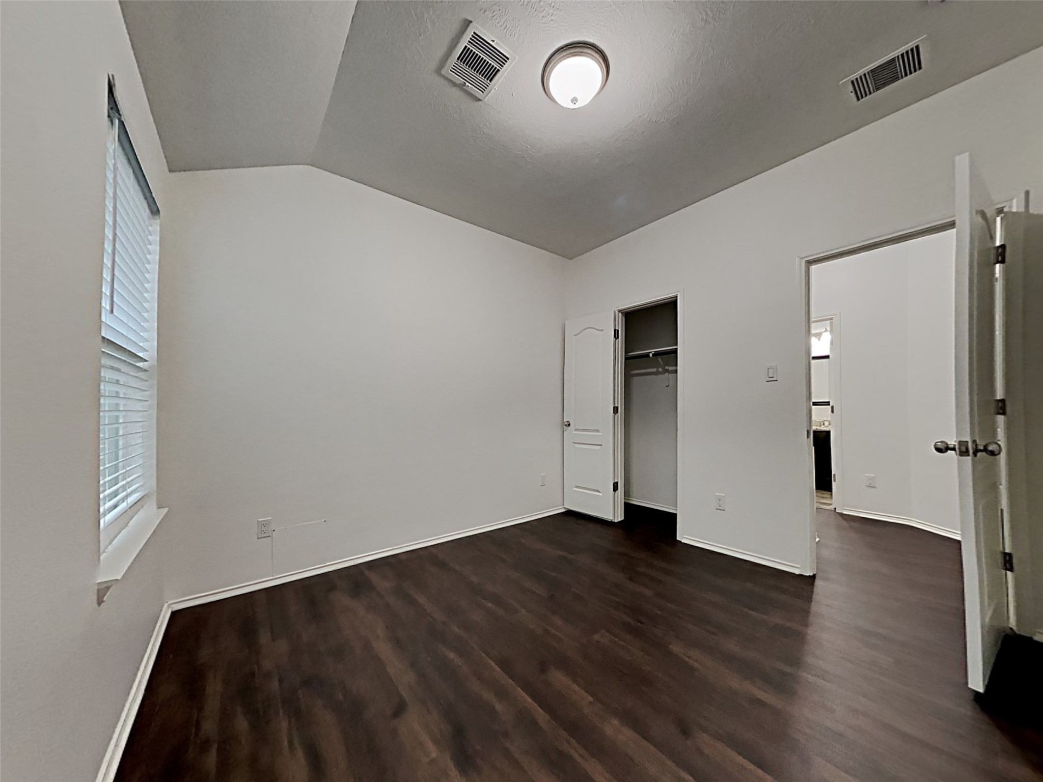 2567 Riverway Drive Conroe, TX 77304 - Photo 13 of 17