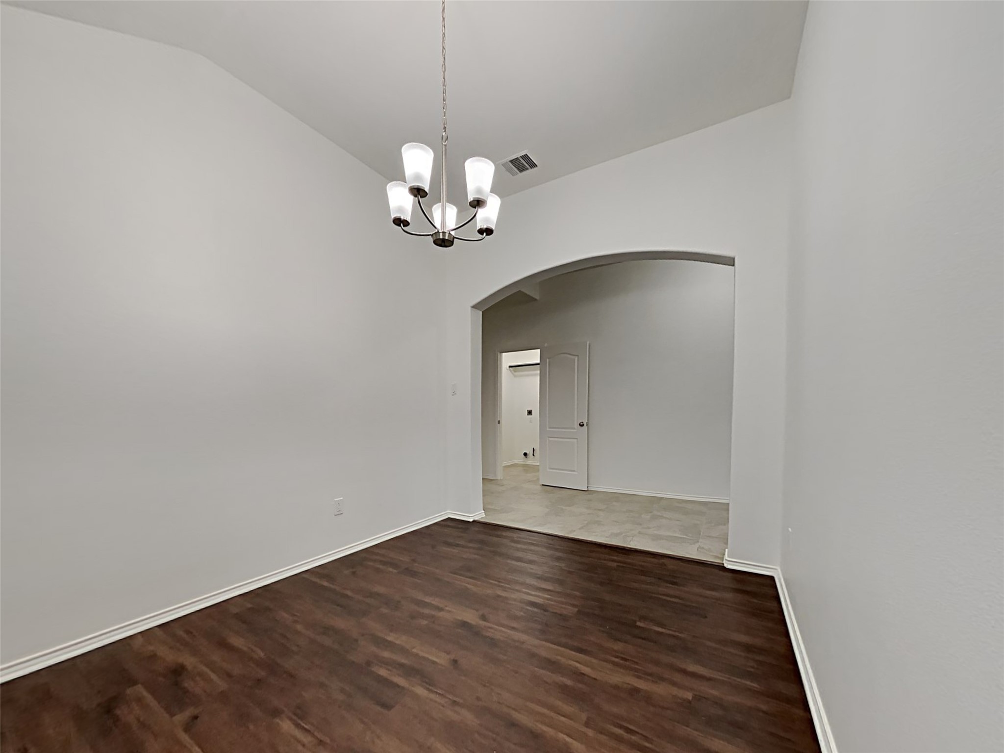 2567 Riverway Drive Conroe, TX 77304 - Photo 4 of 17