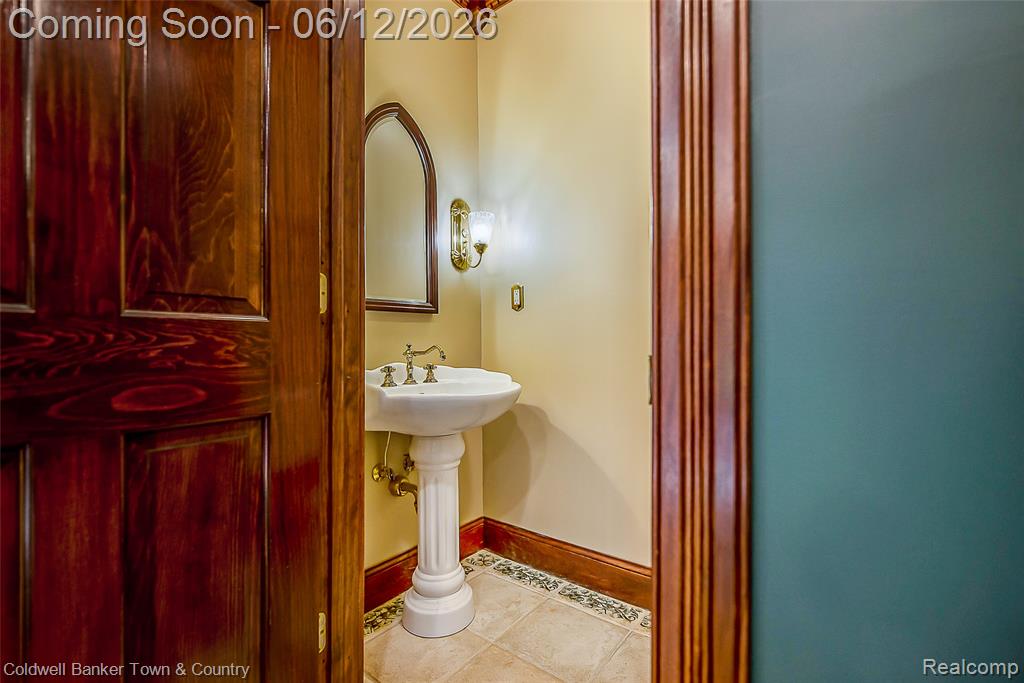 10196 Faussett Road Fenton, MI 48430 - Photo 36 of 75