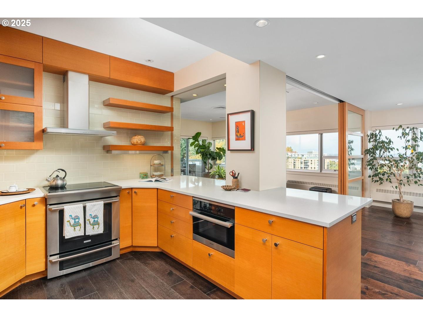 2323 Southwest Park Place, Unit 1006 Portland, OR 97205 - Photo 17 of 47