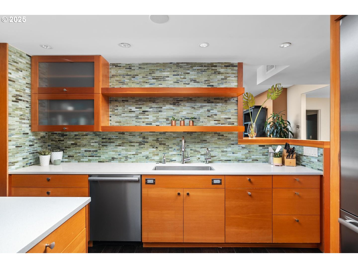 2323 Southwest Park Place, Unit 1006 Portland, OR 97205 - Photo 19 of 47