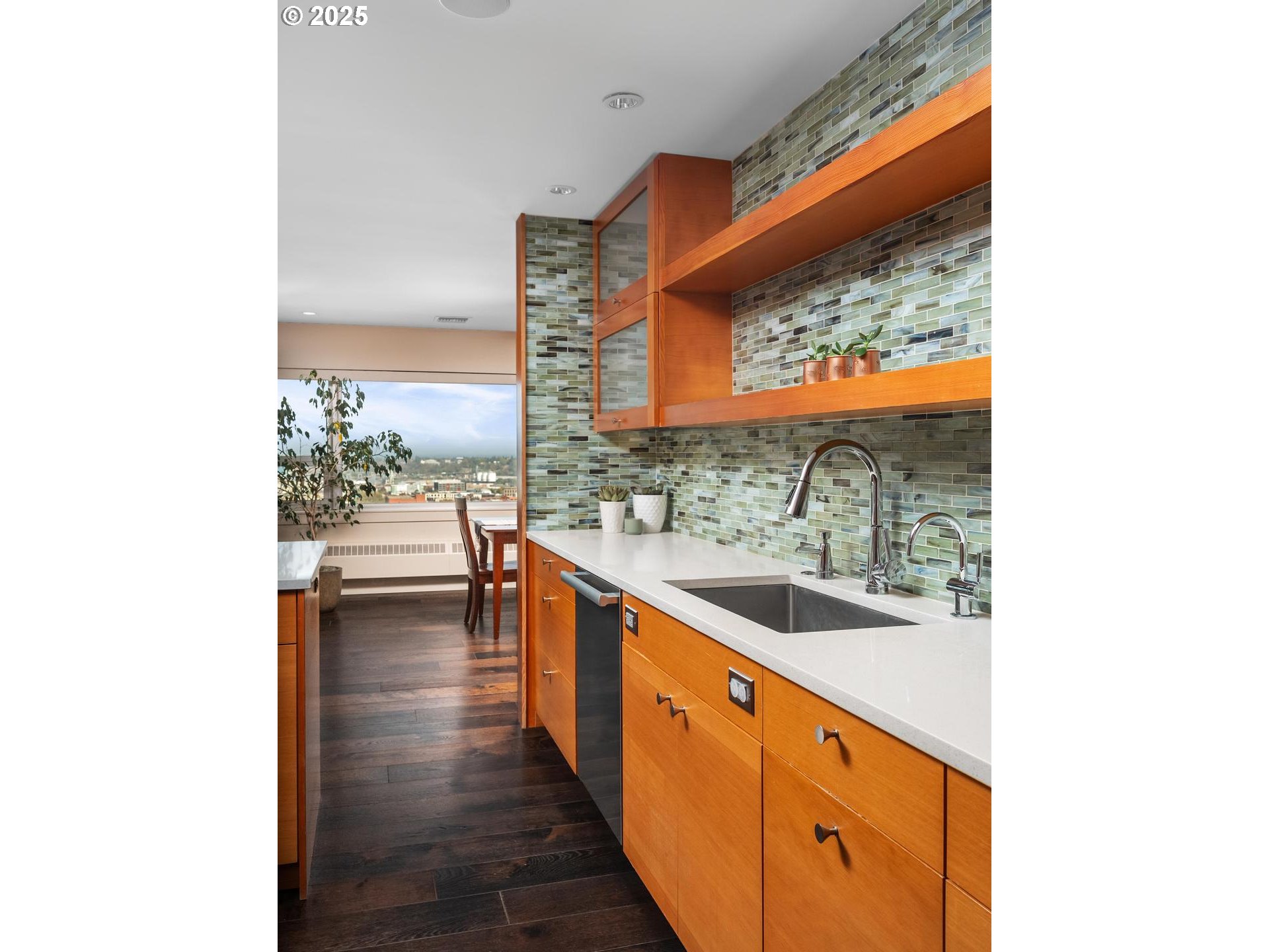 2323 Southwest Park Place, Unit 1006 Portland, OR 97205 - Photo 20 of 47