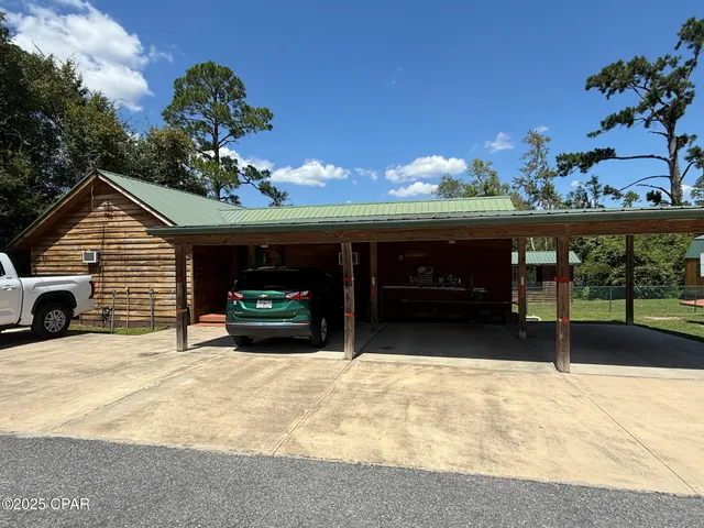 $339,500 | 2678 Linda Lane, Alford, FL 32420