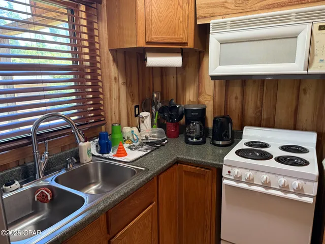 $339,500 | 2678 Linda Lane, Alford, FL 32420