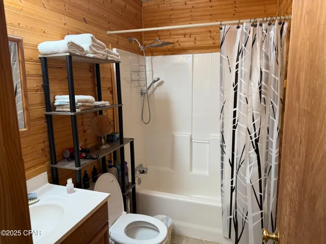 $339,500 | 2678 Linda Lane, Alford, FL 32420