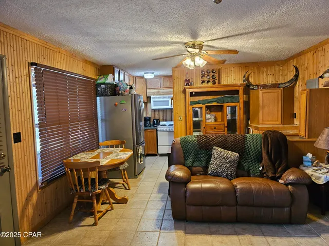 $339,500 | 2678 Linda Lane, Alford, FL 32420