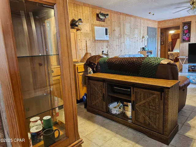 $339,500 | 2678 Linda Lane, Alford, FL 32420