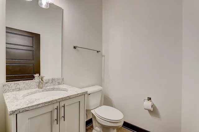 $3,780 | 226 North Water Street, Unit 202, Milwaukee, WI 53202