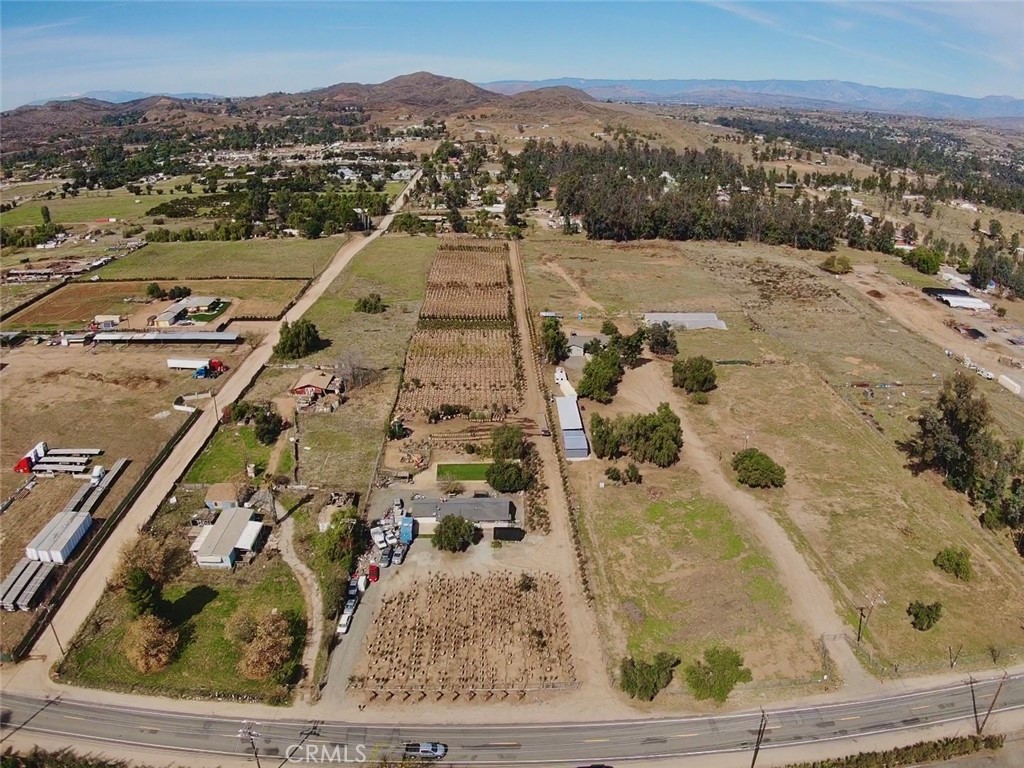 21290 Ellis Avenue Perris, CA 92570 - Photo 31 of 47 a view of a city