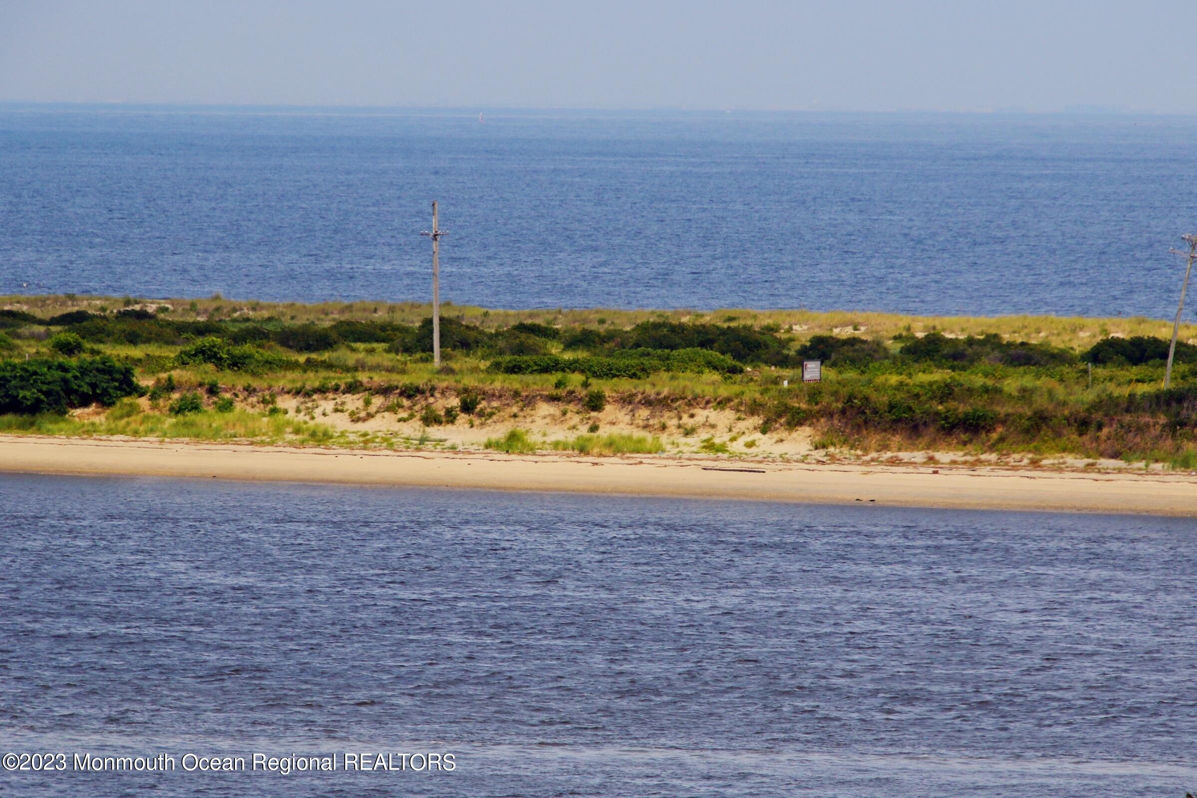52 Navesink Avenue Highlands, NJ 07732 - Photo 61 of 71 a view of a big yard