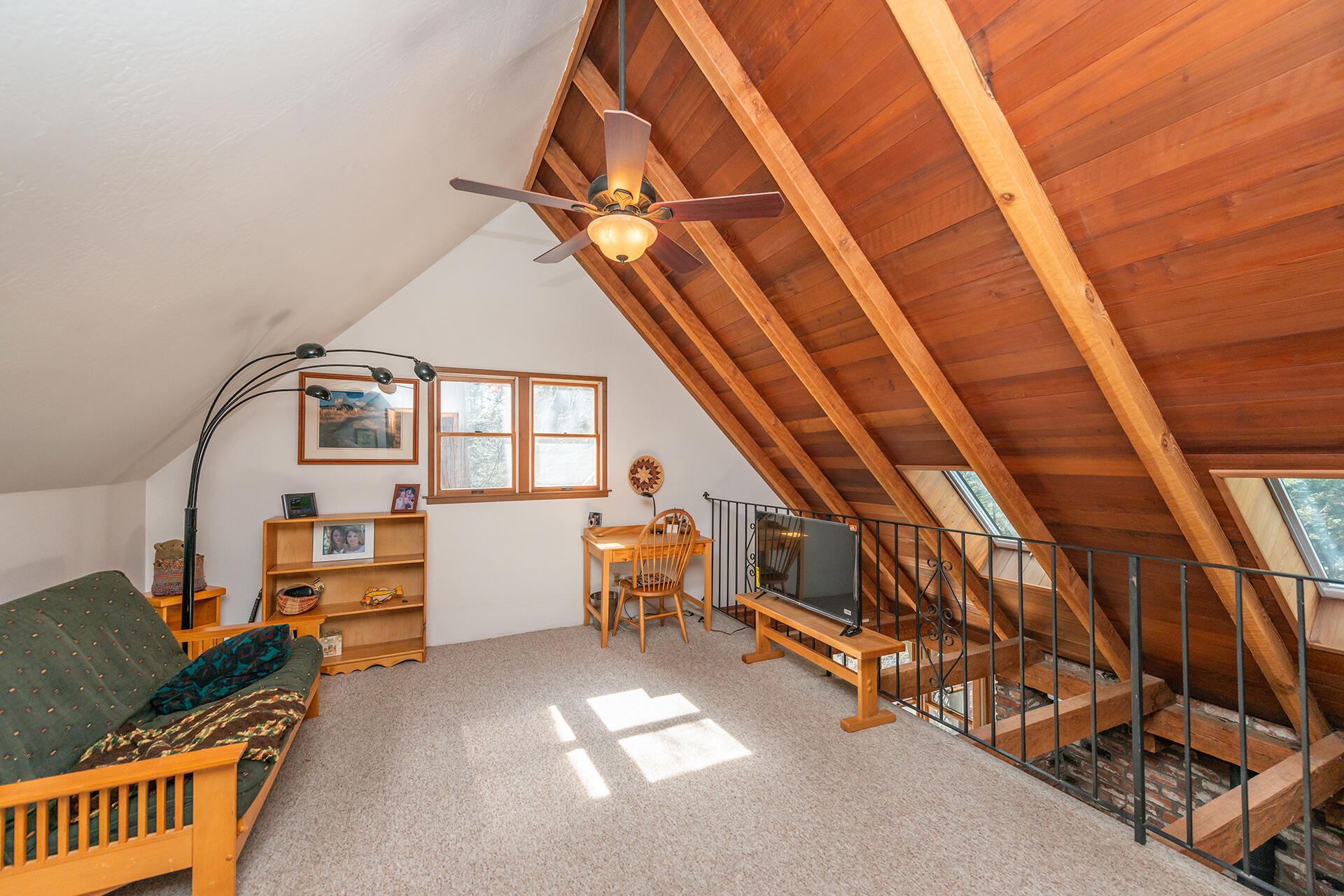 491 East Branch Road Weaverville, CA 96093 - Photo 51 of 59 a view of an chairs and table in the back yard