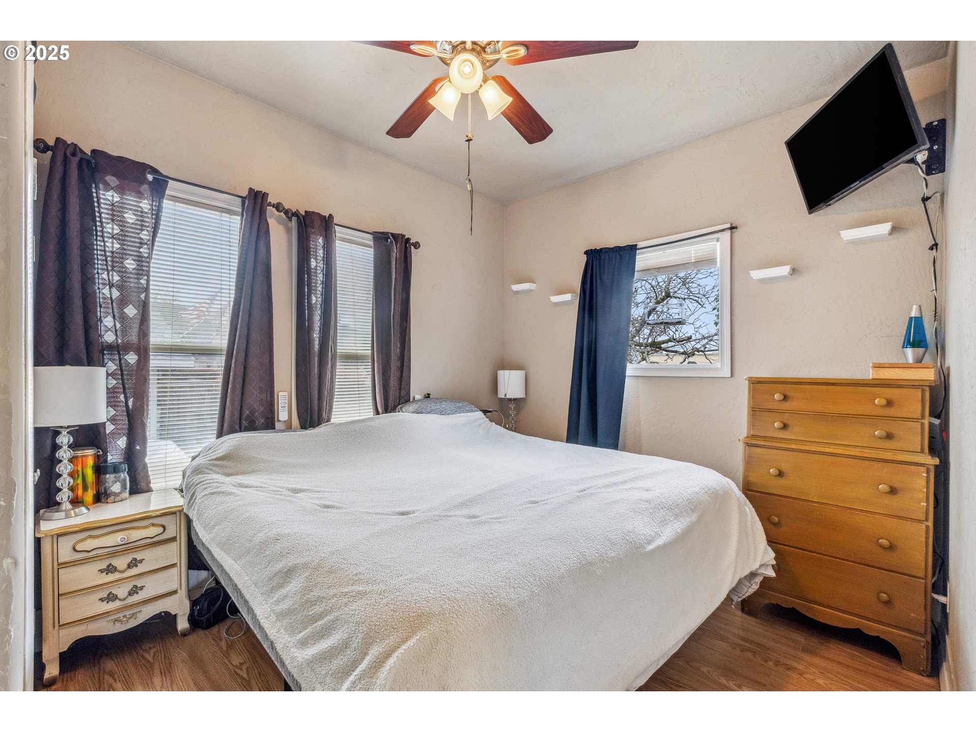 245 L Street Riddle, OR 97469 - Photo 14 of 48