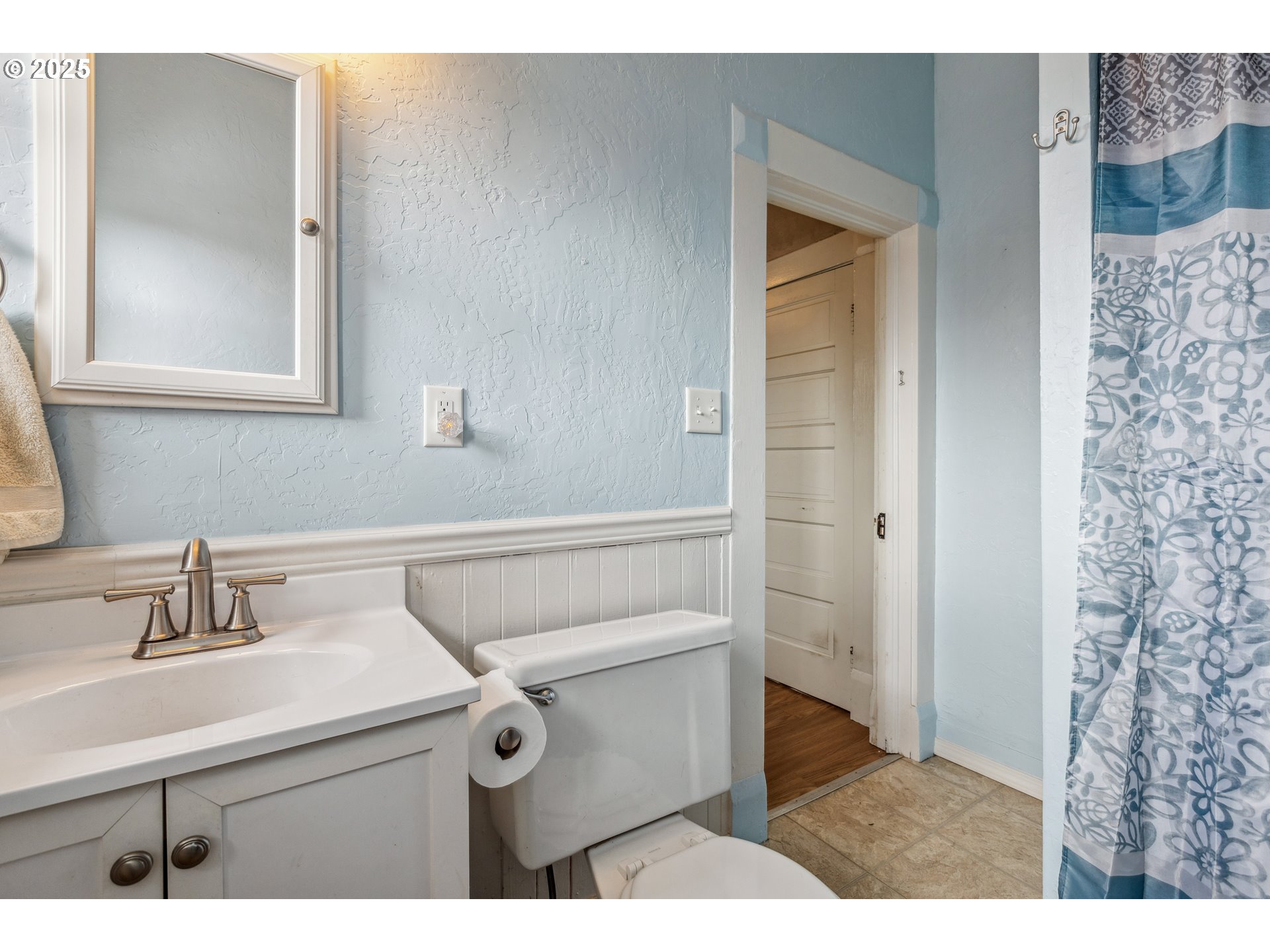 245 L Street Riddle, OR 97469 - Photo 17 of 48