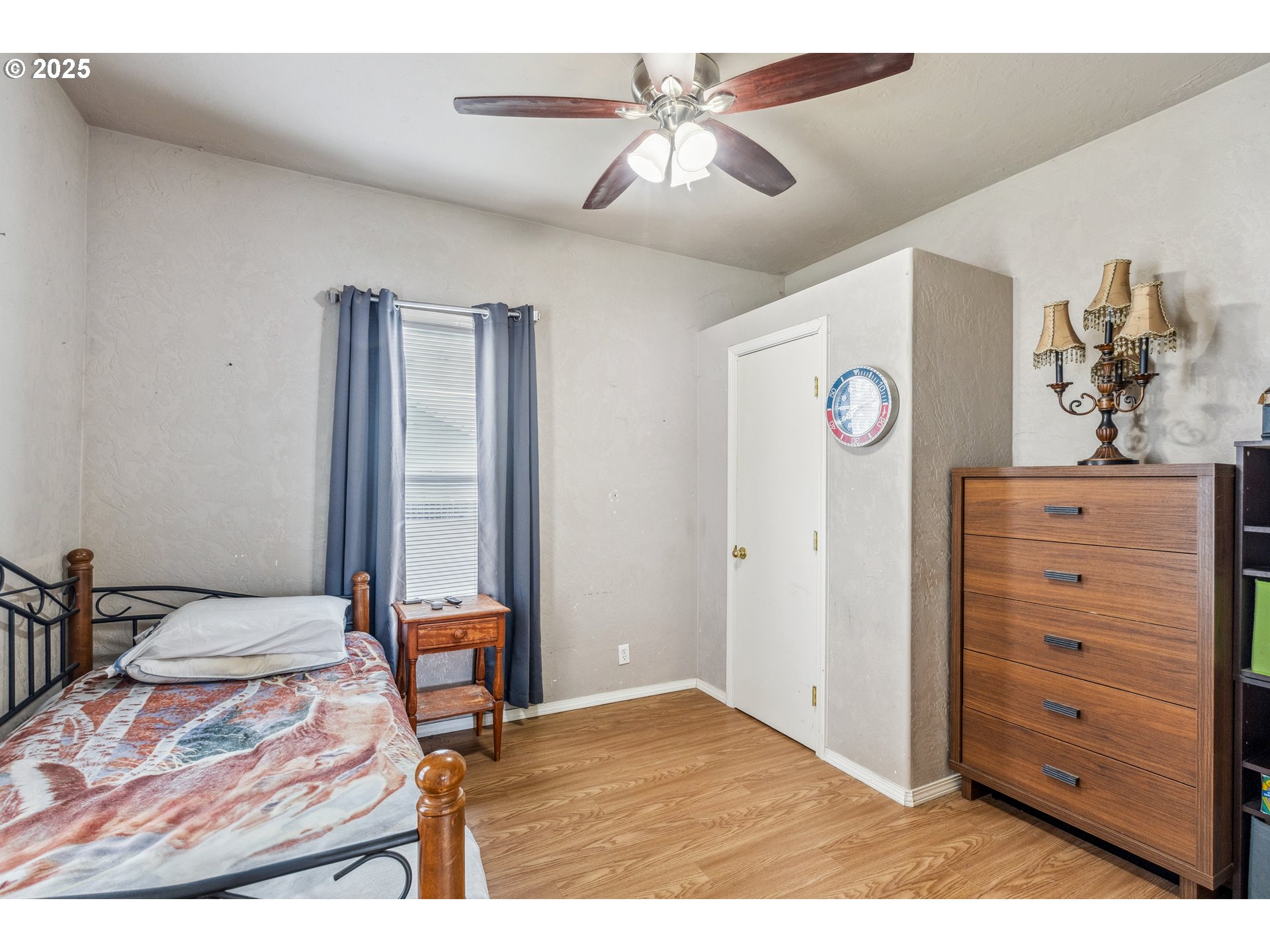 245 L Street Riddle, OR 97469 - Photo 18 of 48