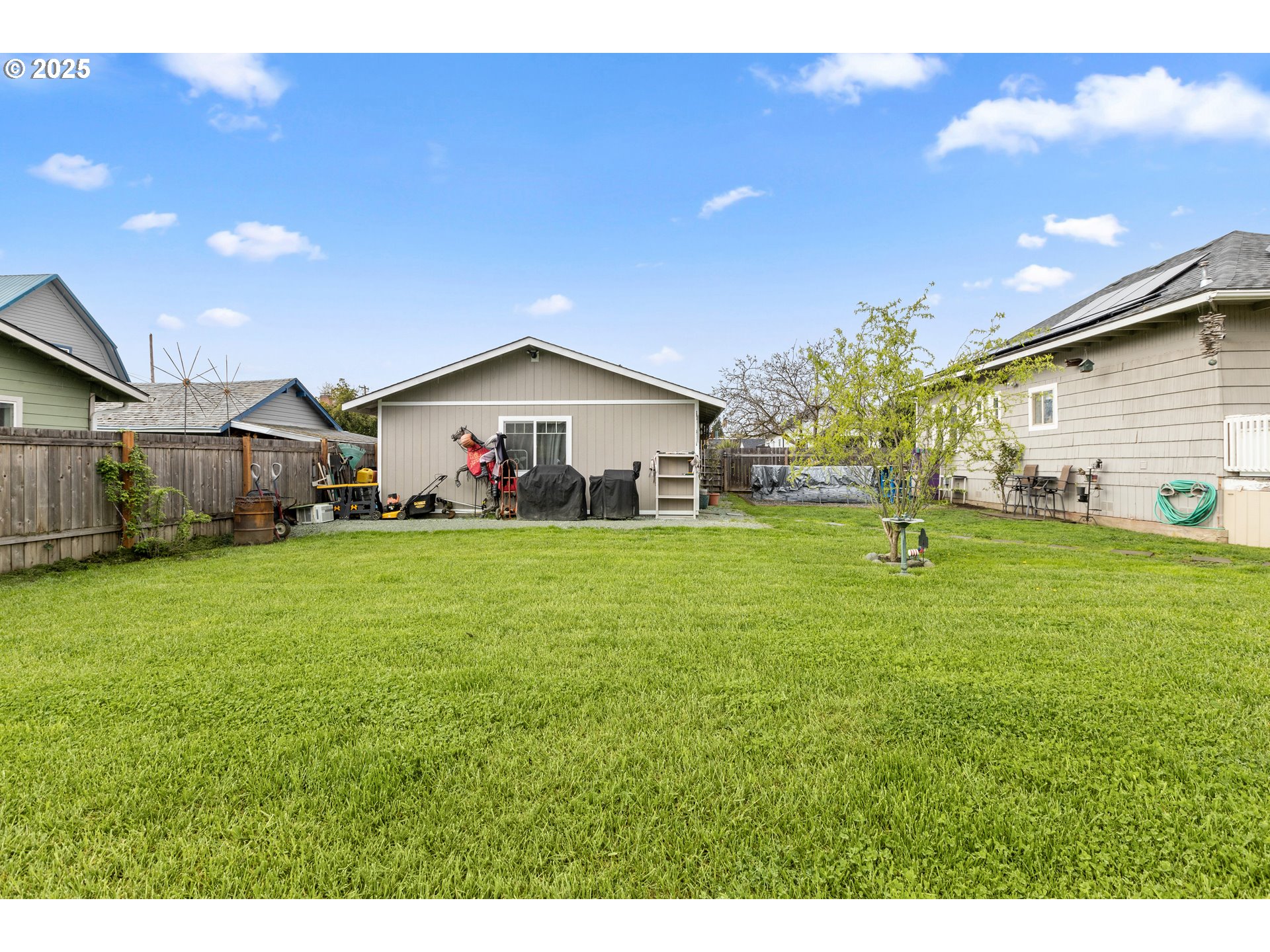 245 L Street Riddle, OR 97469 - Photo 33 of 48