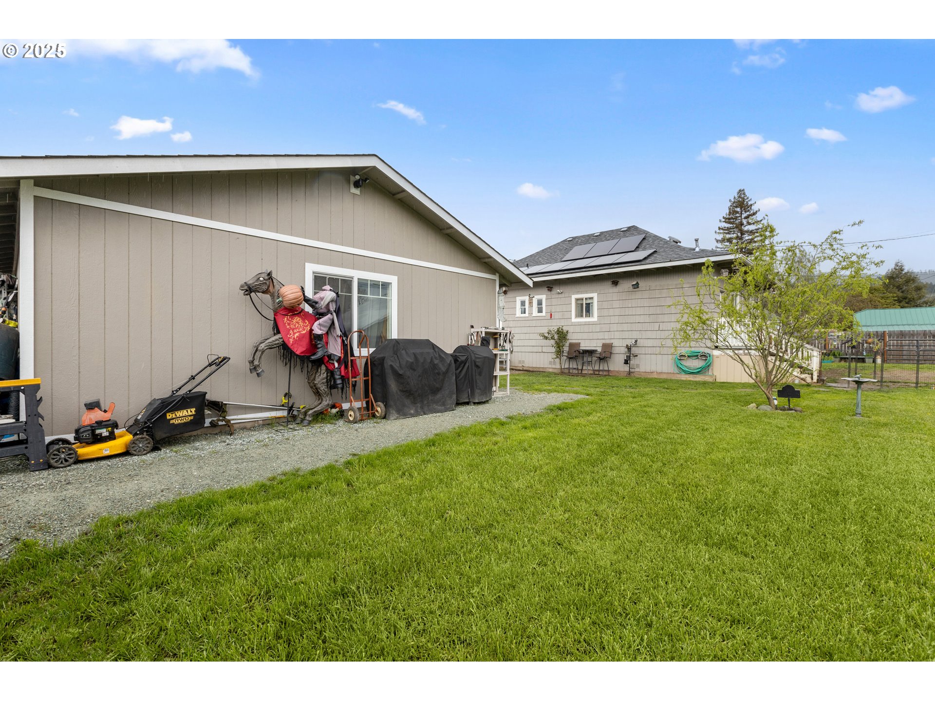 245 L Street Riddle, OR 97469 - Photo 36 of 48