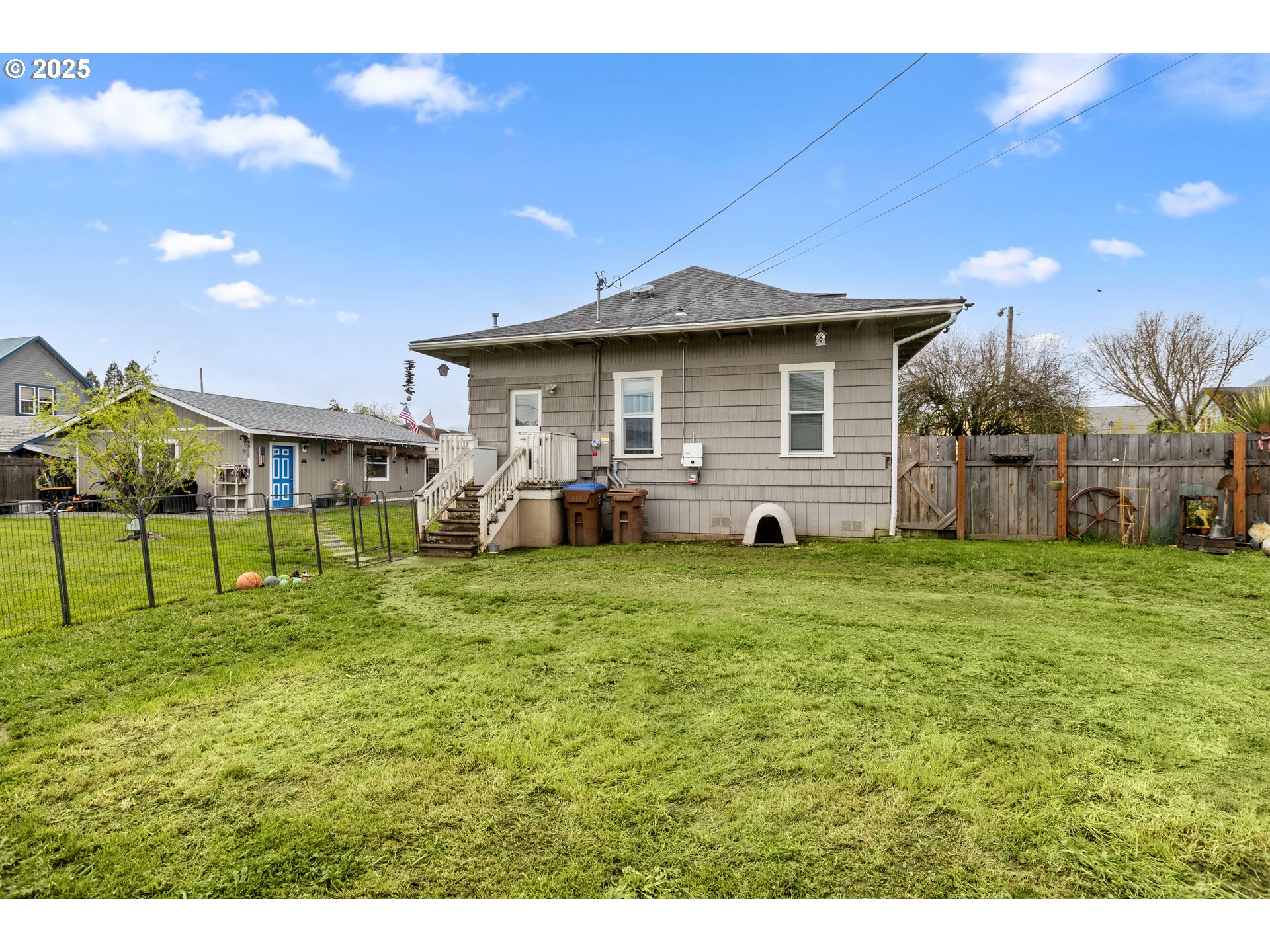 245 L Street Riddle, OR 97469 - Photo 40 of 48