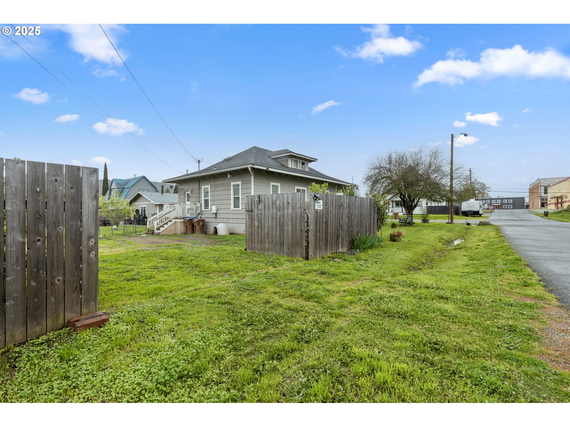245 L Street Riddle, OR 97469 - Photo 45 of 48