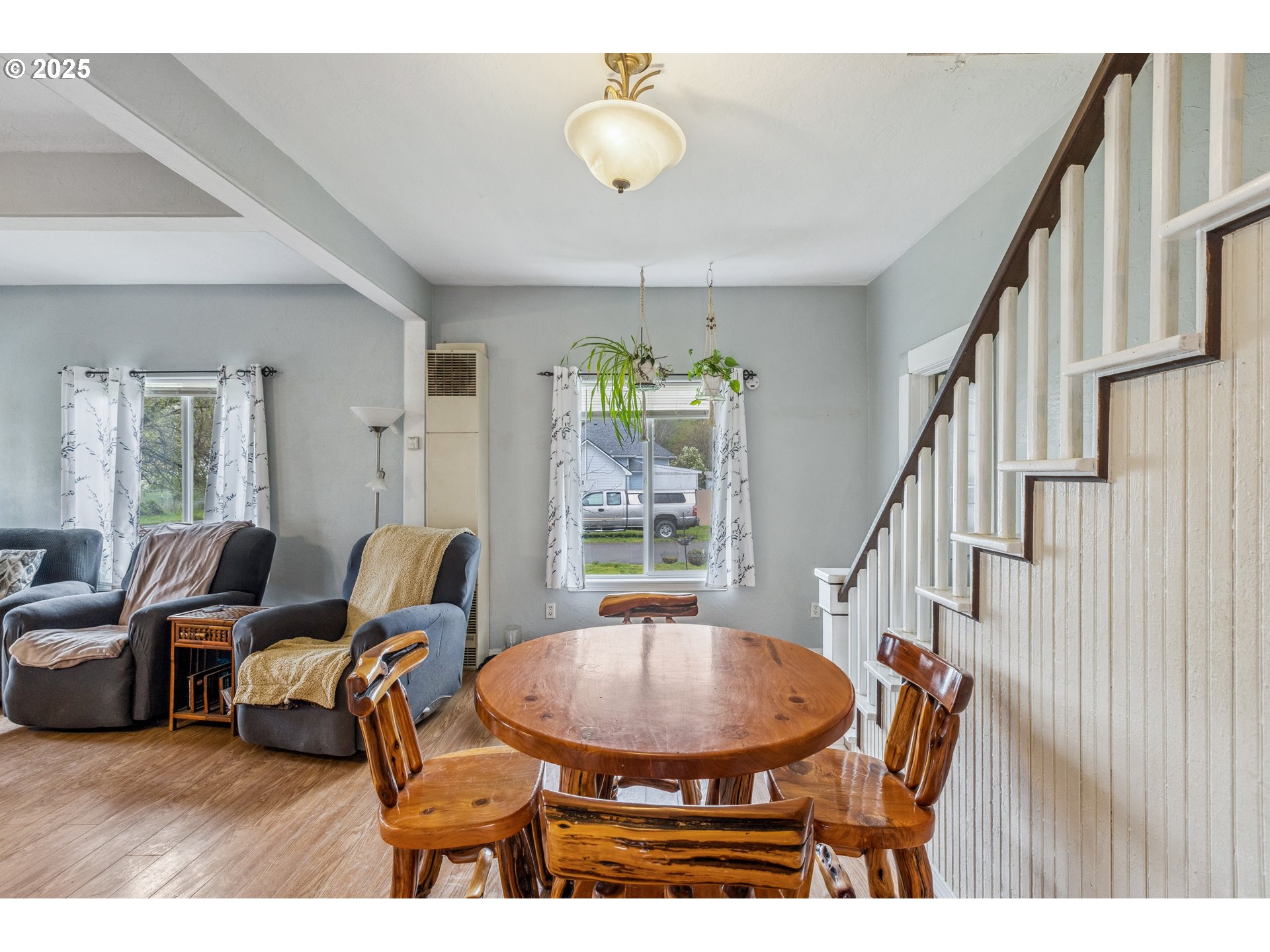 245 L Street Riddle, OR 97469 - Photo 7 of 48