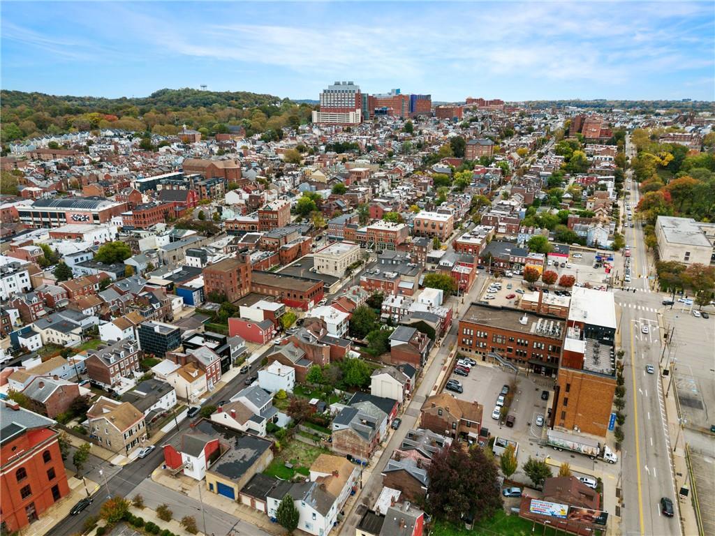 162 Almond Way Pittsburgh, PA 15201 - Photo 35 of 38 an aerial view of multiple house