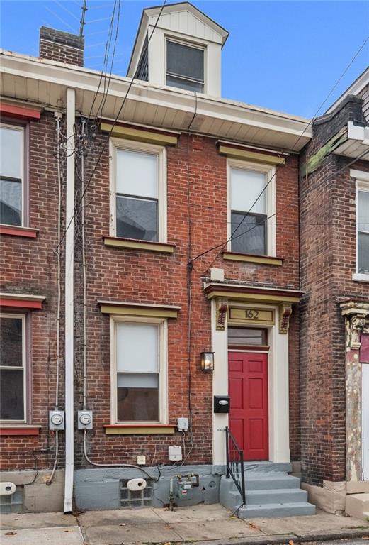 162 Almond Way Pittsburgh, PA 15201 - Photo 36 of 38 a front view of a house