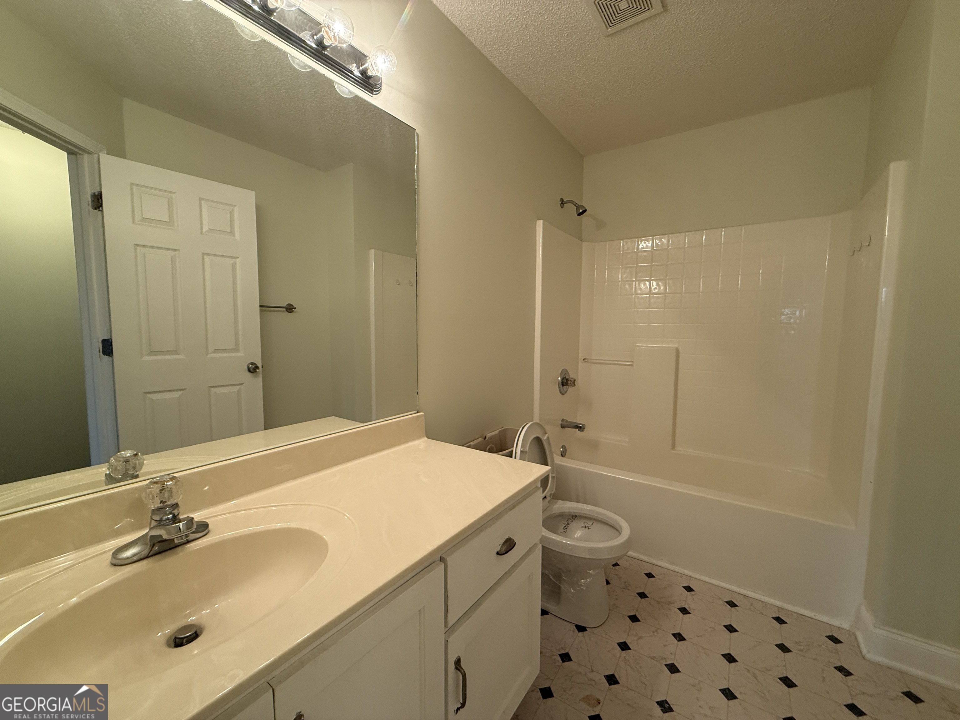 140 Summit Lane Carnesville, GA 30521 - Photo 9 of 13