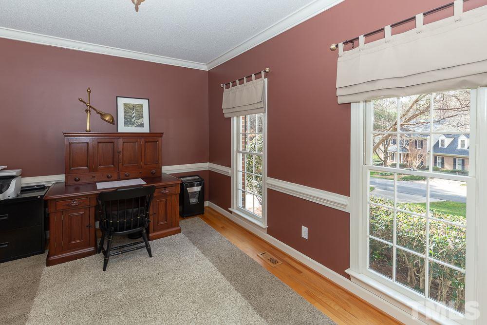 12016 Warwickshire Way Raleigh, NC 27613 - Photo 8 of 25 Gallery Image 8