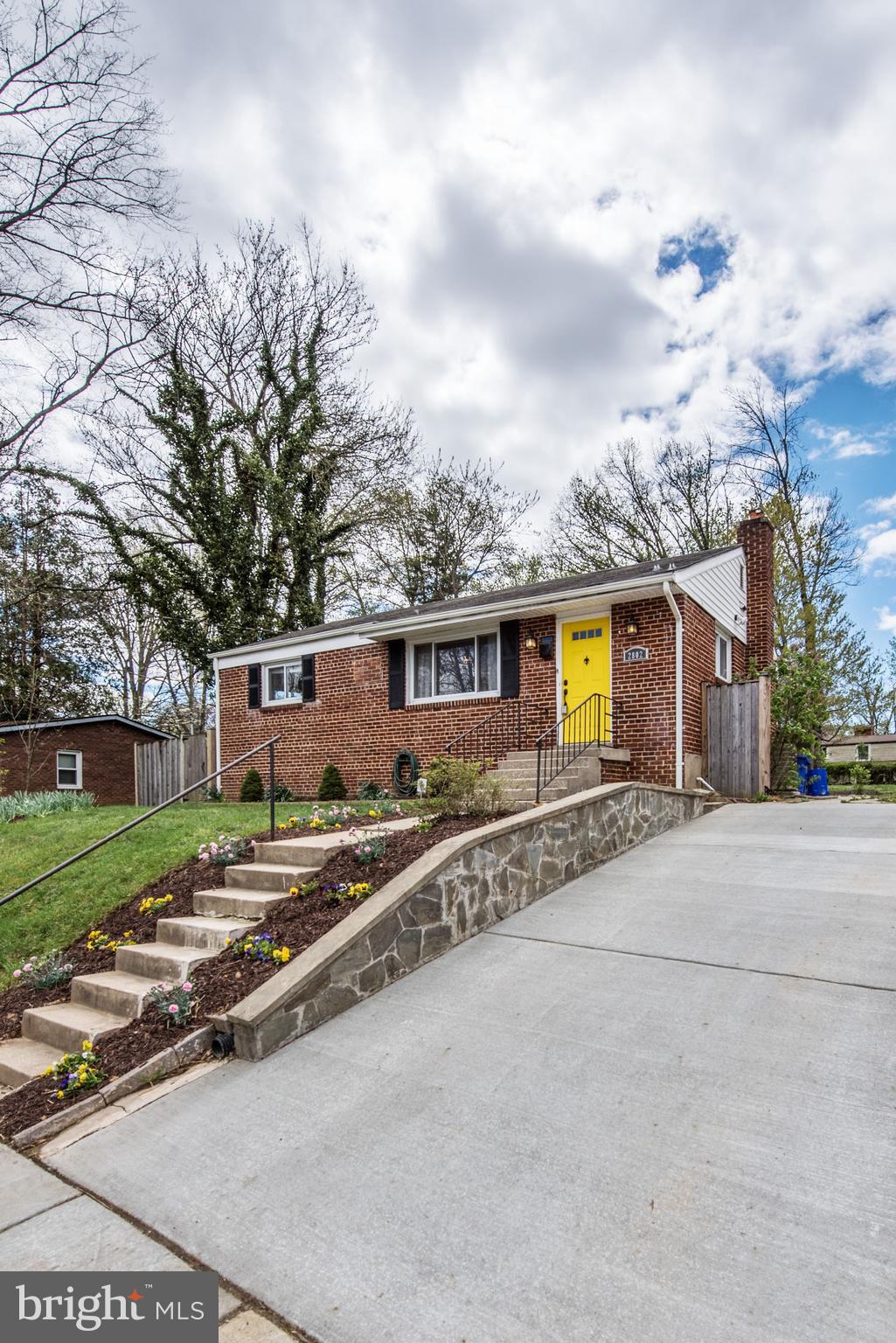 2802 Harris Avenue Silver Spring, MD 20902 - Photo 5 of 43 a view of a house next to a yard and a street