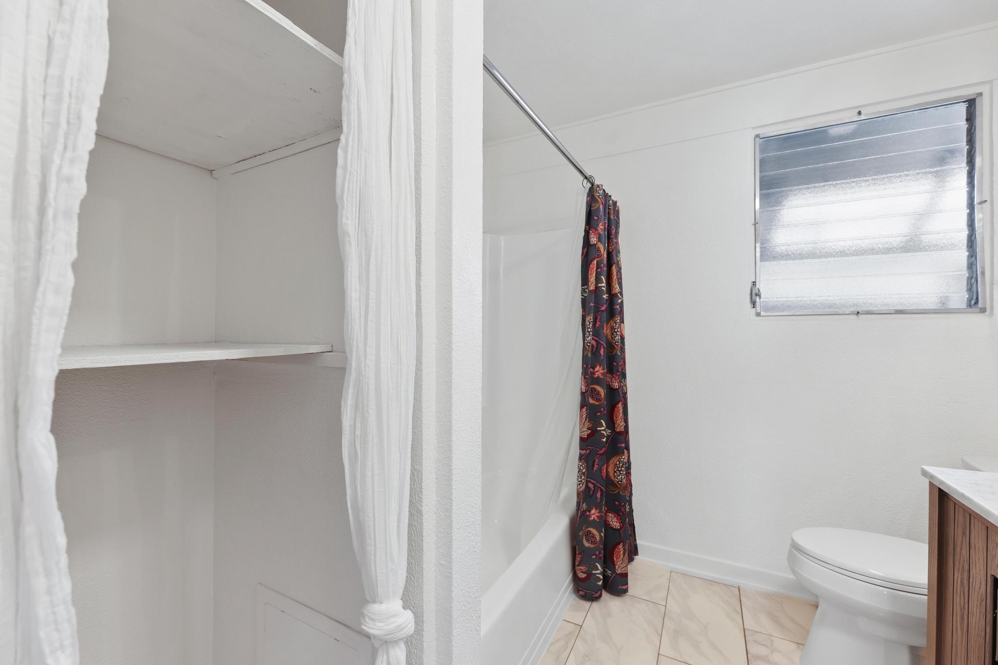 6 Kahope Place Haiku, HI 96708 - Photo 12 of 49 a bathroom with a toilet and a shower