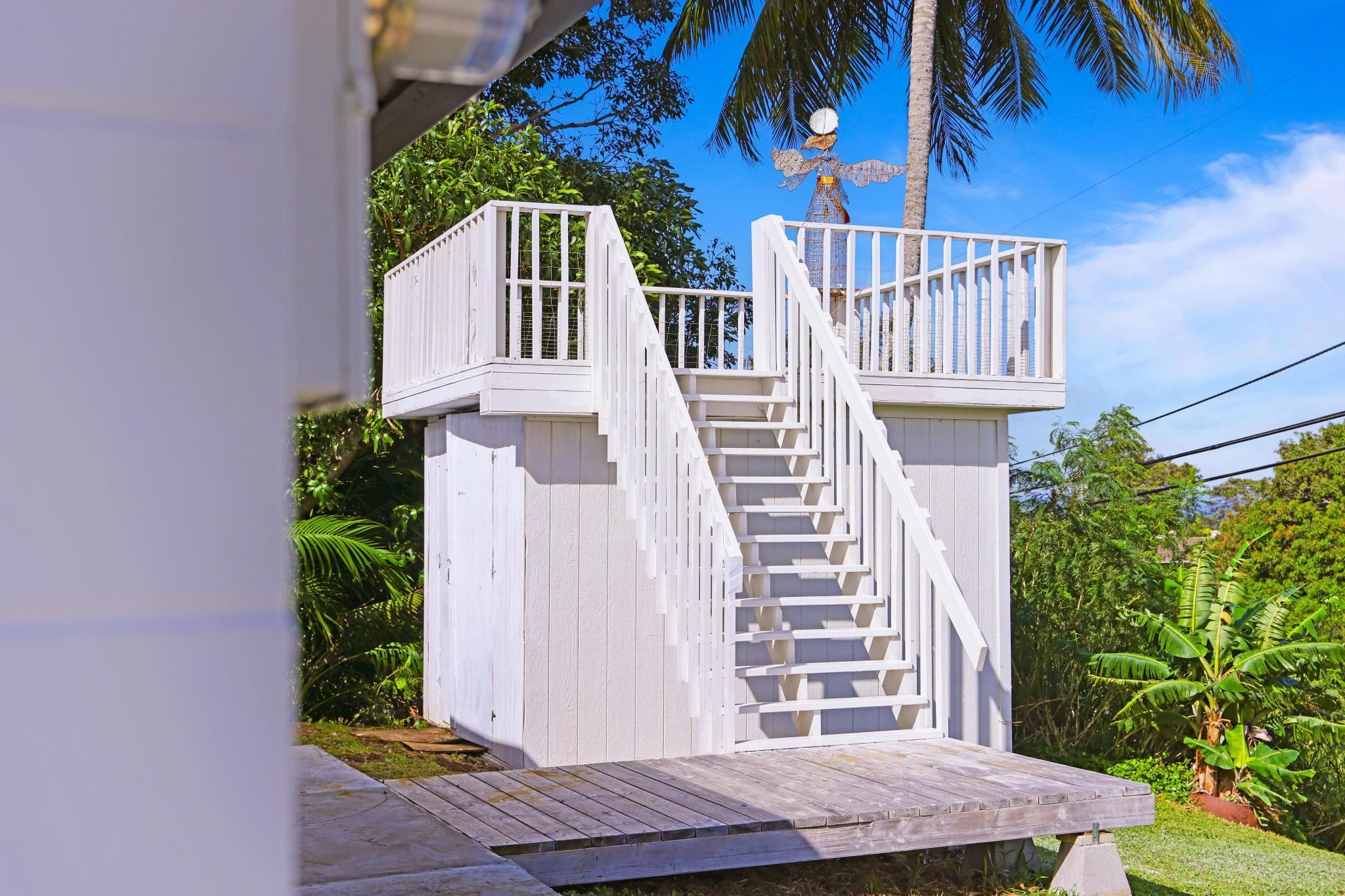 6 Kahope Place Haiku, HI 96708 - Photo 34 of 49 a front view of a house with a yard