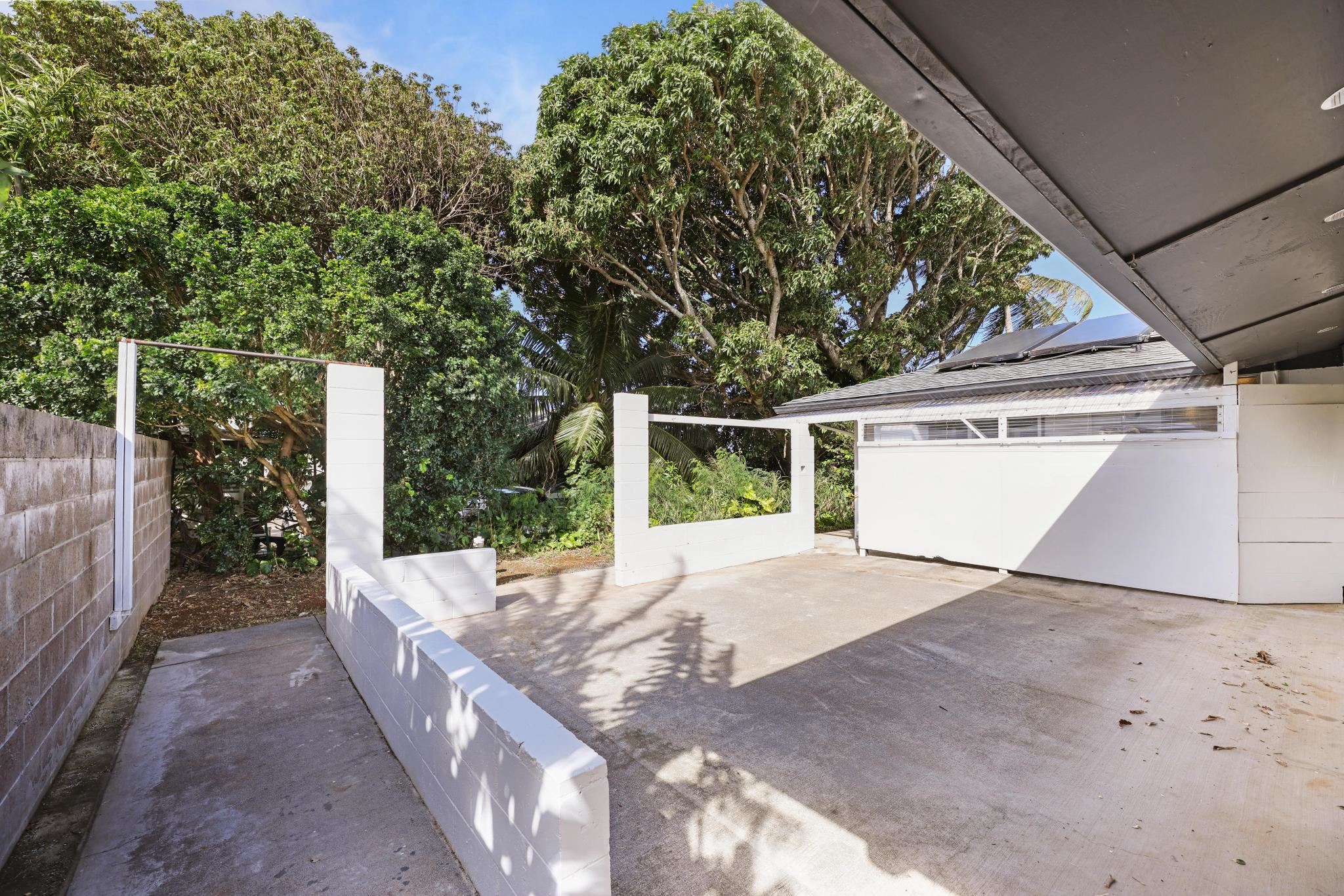 6 Kahope Place Haiku, HI 96708 - Photo 42 of 49 a view of a backyard