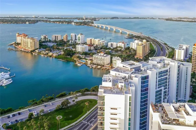 $1,999,000 | 1155 North Gulfstream Avenue, Unit 1006, Sarasota, FL 34236