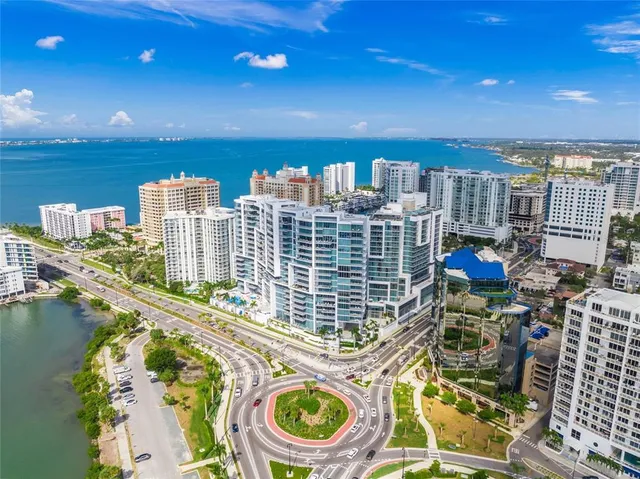 $1,999,000 | 1155 North Gulfstream Avenue, Unit 1006, Sarasota, FL 34236