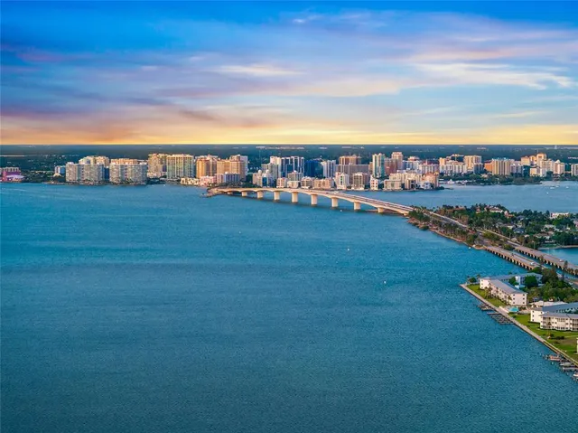 $1,999,000 | 1155 North Gulfstream Avenue, Unit 1006, Sarasota, FL 34236