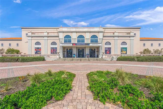 $1,999,000 | 1155 North Gulfstream Avenue, Unit 1006, Sarasota, FL 34236