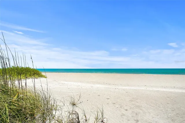 $1,999,000 | 1155 North Gulfstream Avenue, Unit 1006, Sarasota, FL 34236