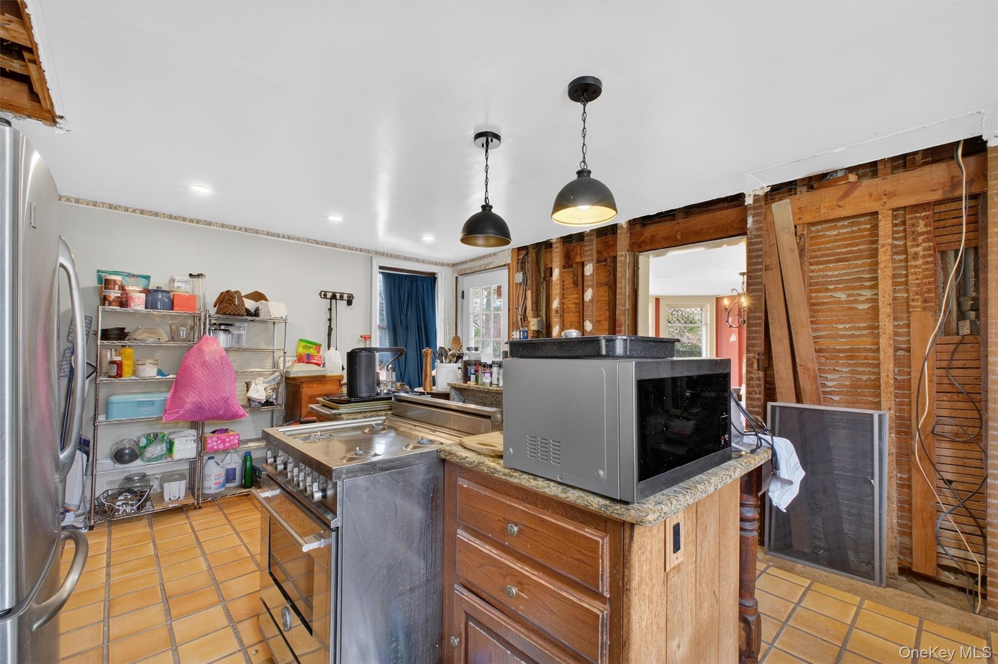 611 Peekskill Hollow Road Putnam Valley, NY 10579 - Photo 15 of 37