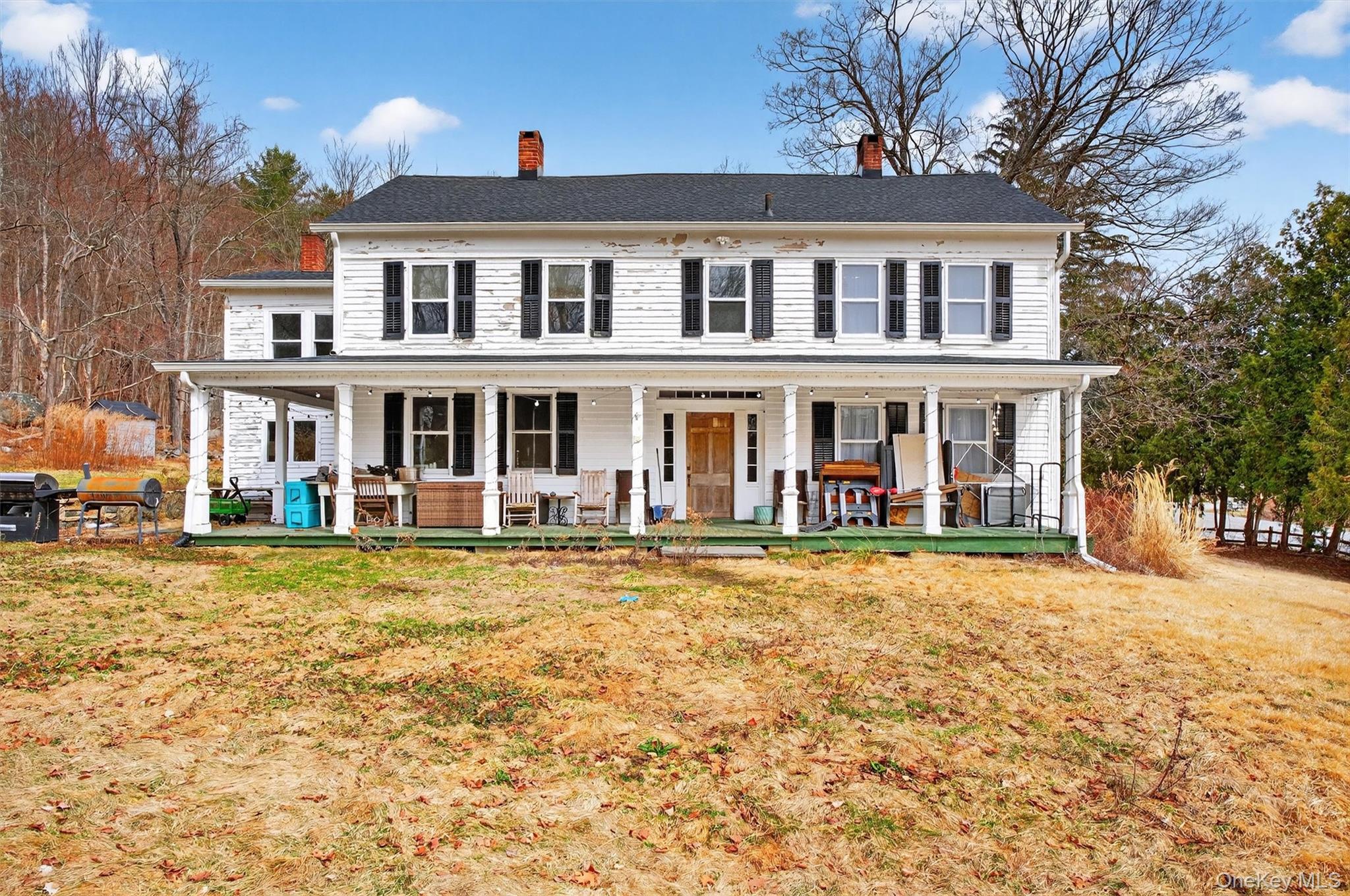 611 Peekskill Hollow Road Putnam Valley, NY 10579 - Photo 2 of 37